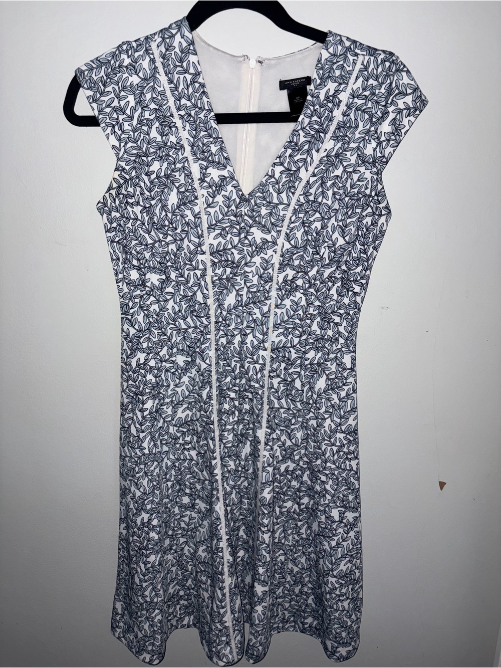 Ann Taylor White Midi Dress with blue  Leaf Print